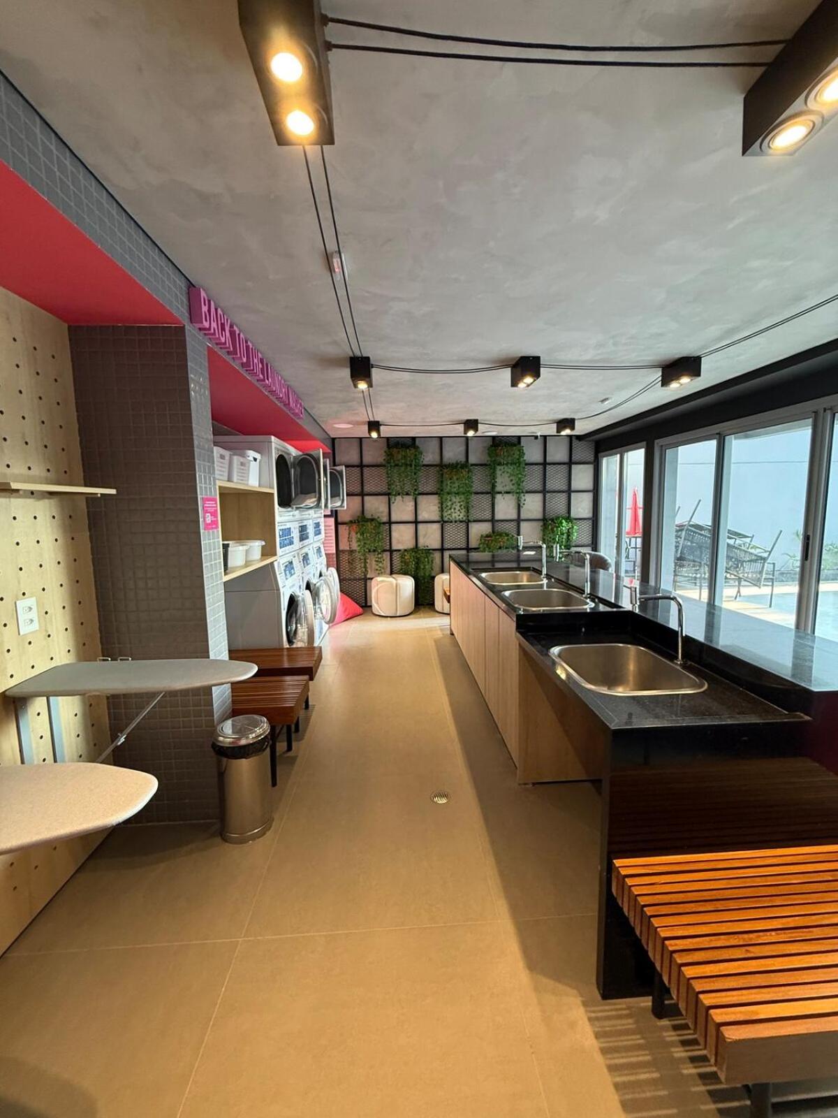 Apartamento Com Estacao De Trabalho E Vista Proximo A Faria Lima E Congonhas San Paolo Esterno foto